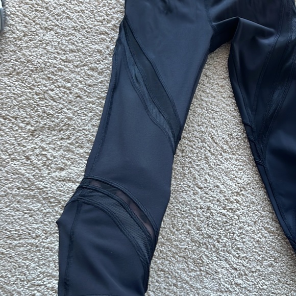 lululemon leggings - Picture 2 of 5